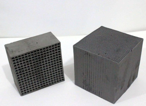 多孔材料使用低溫等離子清洗機(jī)表面改性有何效果？-普樂斯